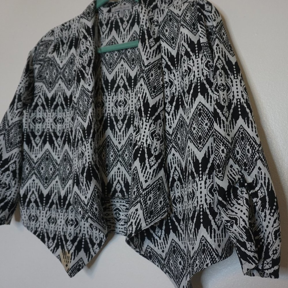 Blazer - Picture 4 of 4
